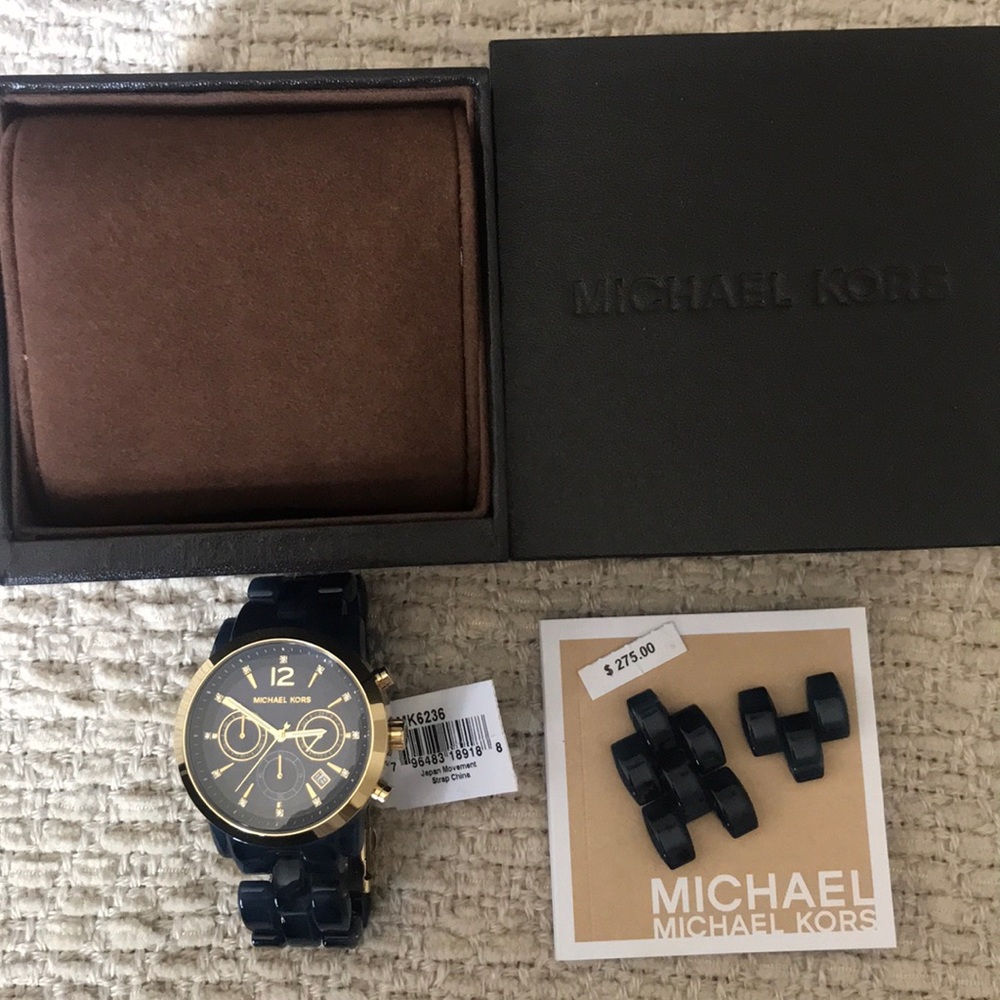 NWT michael Kors watch